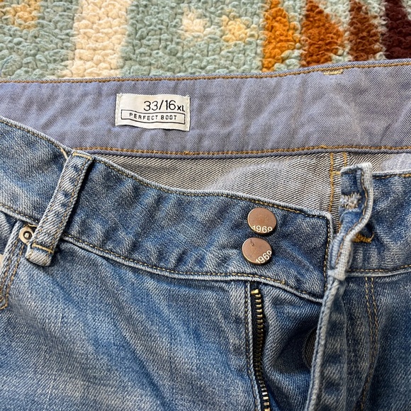 Gap Perfect Boot Jeans - Picture 3 of 4
